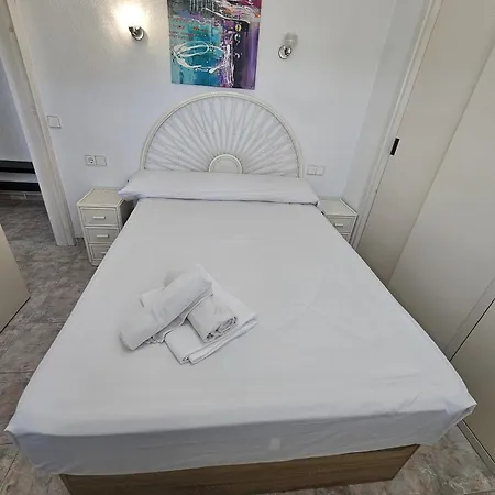 San Sebastian 10 If דירה בנידורם